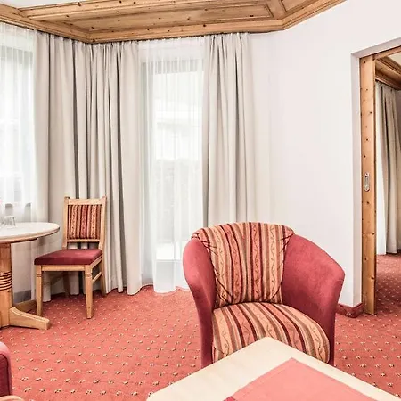 Hotel Elisabeth, 4 Sterne Superior Kirchberg in Tirol
