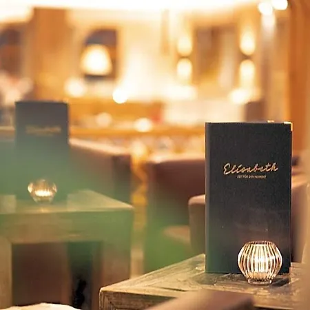 Hotel Elisabeth, 4 Sterne Superior Kirchberg in Tirol