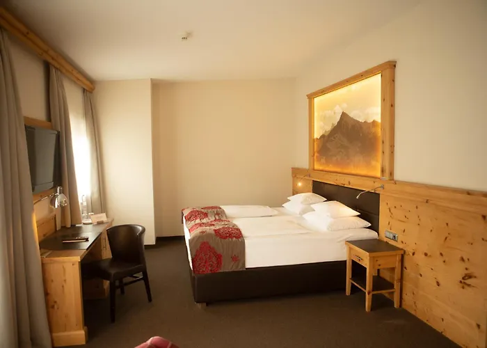 إليزابيث، 4 ستيرن سوبيريور