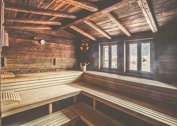 إليزابيث، 4 ستيرن سوبيريور فندق