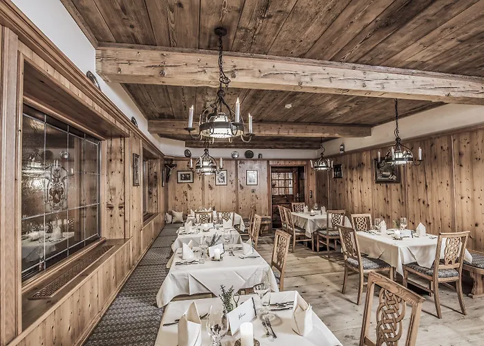 فندق إليزابيث، 4 ستيرن سوبيريور 4*